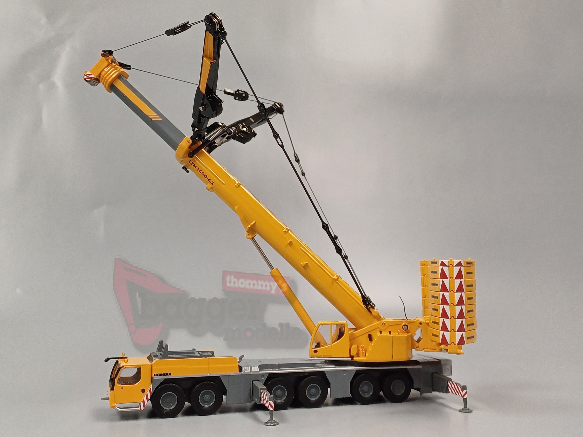72-2264 - WSI - Liebherr 1400-6.1 Mobilkran 1:87